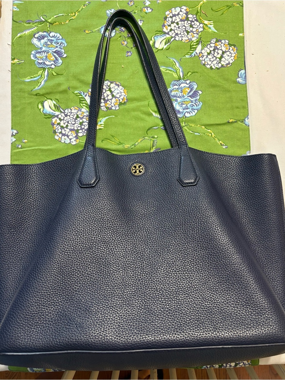 Tory Burch navy Pebbled Leather Tote with Logo Medallion 
17x11” bottom is 6” - Picture 2 of 9